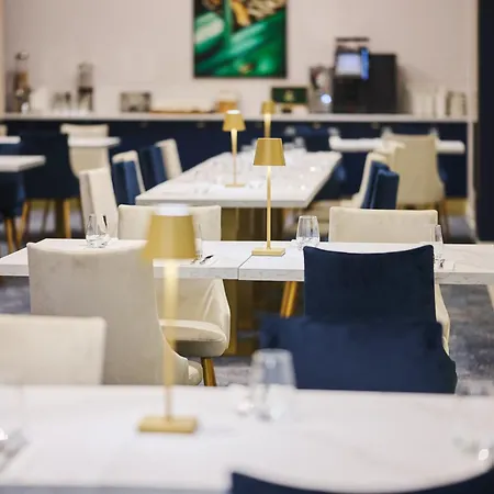 Hotel Aiden By Western