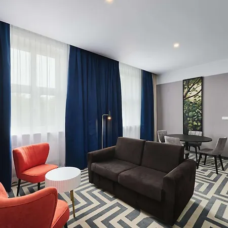 Aiden By Western 3* Lodz