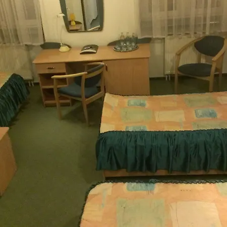 Aiden By Western Hotel