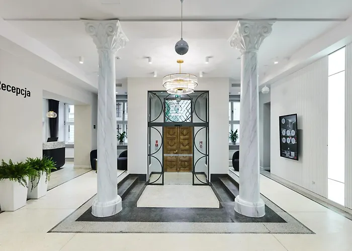 Aiden By Western Hotel 3*