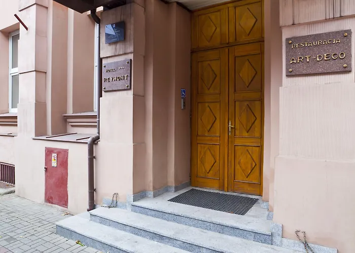 Aiden By Western Hotel 3*